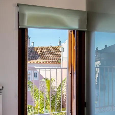 Besmart Suites With Private Wc By Home Sweet Home Aveiro 3* Aveiro