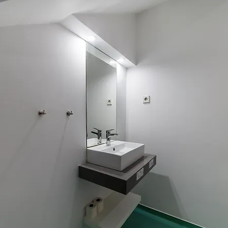Gasthof Besmart Suites With Private Wc By Home Sweet Home Aveiro Aveiro