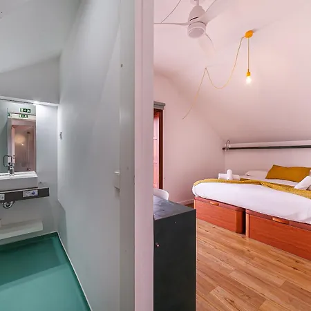 Besmart With Private Wc By Sweet 3* Aveiro