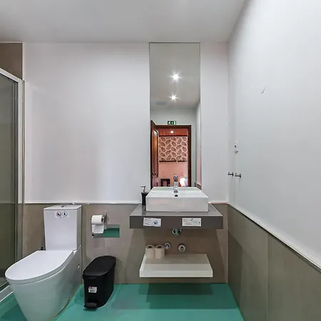 Besmart Suites With Private Wc By Home Sweet Home Aveiro 3*