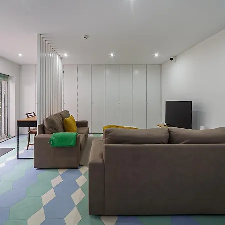 Besmart Suites With Private Wc By Home Sweet Home Aveiro