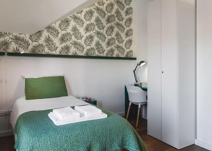 Besmart By Sweet בית הארחה 3*