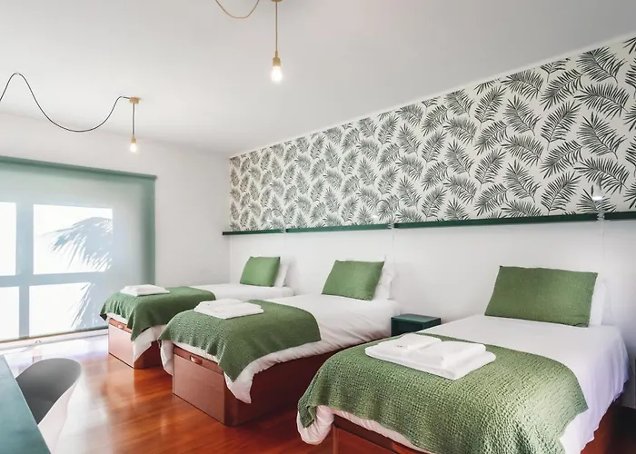 Besmart By Sweet בית הארחה אבאירו